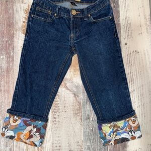 Lot29 Ankle Cropped Jeans with Looney tunes design.